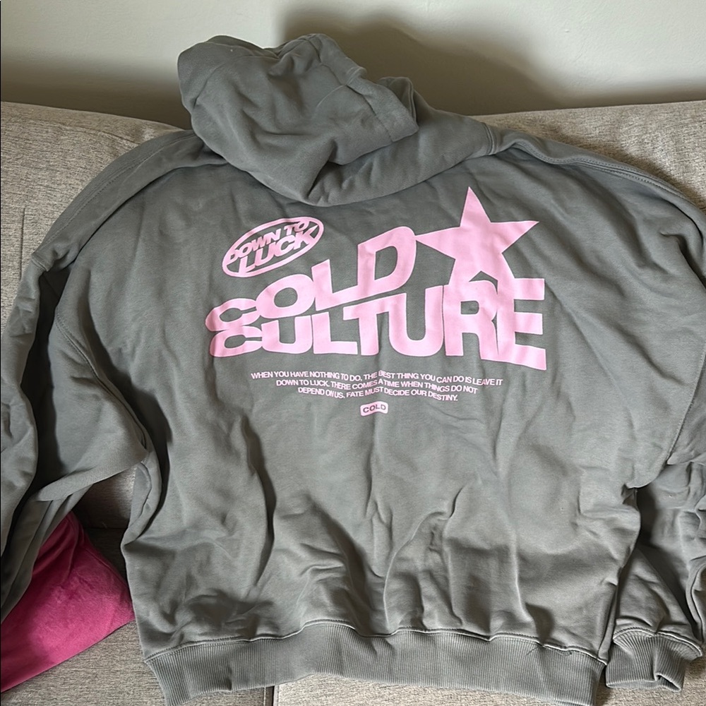 Gray Oversized Long Sleeve Sweatshirt - Picture 4 of 4